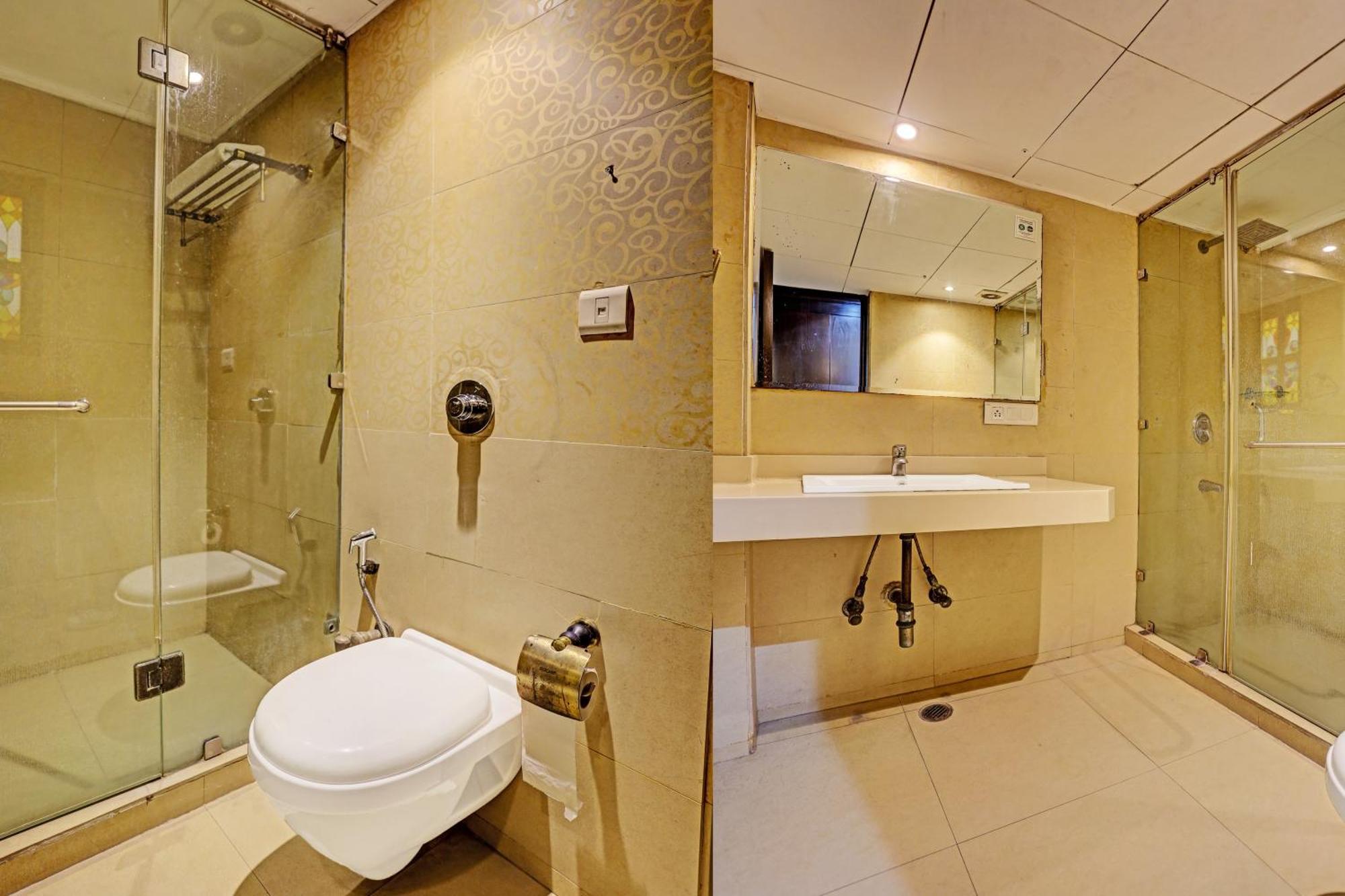 Townhouse The Royce New Friends Colony Hotel New Delhi Bagian luar foto