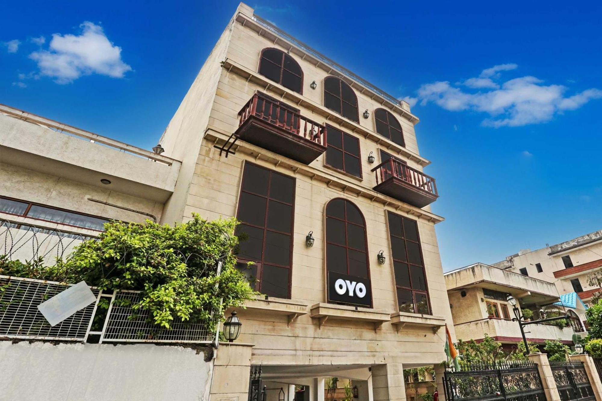Townhouse The Royce New Friends Colony Hotel New Delhi Bagian luar foto